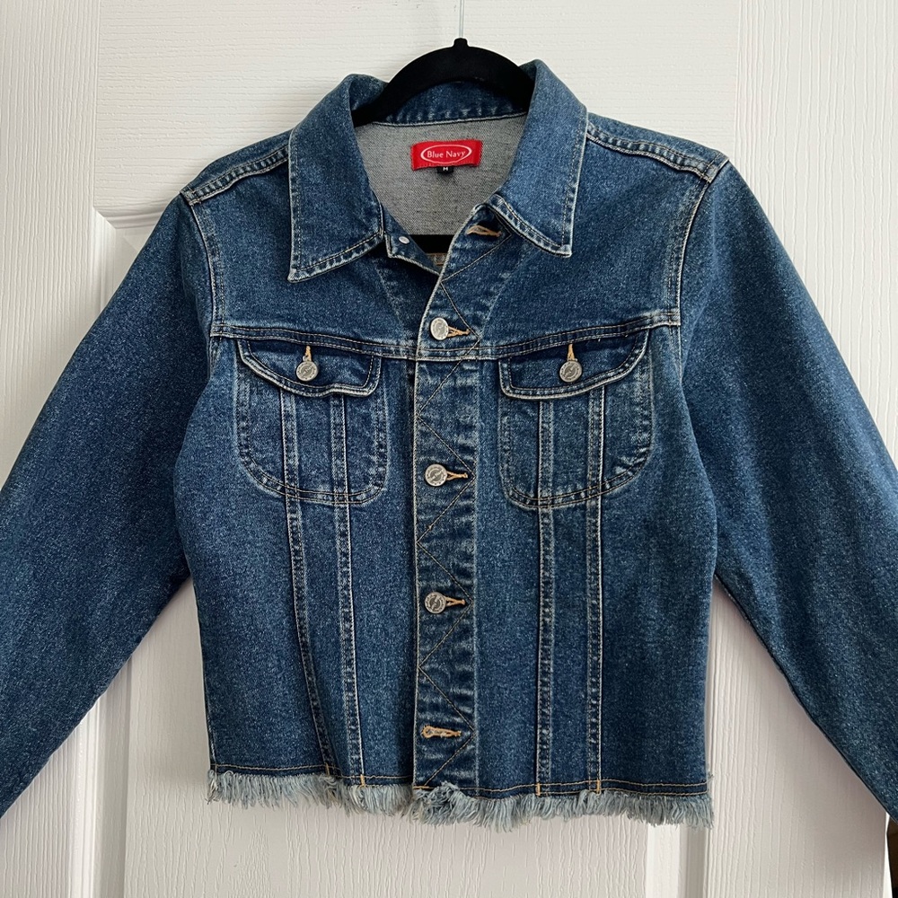Cropped denim jacket
